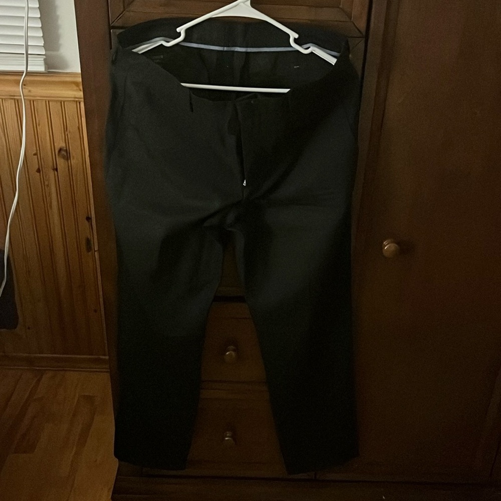 J crew Ludlow black dress pant, slim fit